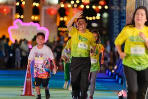 BIB: 3627, 90153, 0143
                            <button type="button" onclick="openModal(21770790)" class="btn btn-primary btn-sm float-right btn-popup" data-toggle="modal" data-target=".modal-high-quality">
                        <i class="fas fa-shopping-cart"></i> Add to Cart
                    </button>
                                            <button type="button" onclick="isThisMe(21770790, true)" class="btn btn-success btn-sm float-right btn-popup btn-isme hidden" data-toggle="tooltip" data-placement="bottom" title="นี่คือรูปของคุณใช่ไหม คลิกที่นี่เพื่อเอาเข้าอัลบั้ม">
                        <i class="fas fa-plus"></i> Add to album
                    </button>
                    <button type="button" onclick="isThisMe(21770790, false)" class="btn btn-warning btn-sm float-right btn-popup btn-isnotme hidden">
                        <i class="fas fa-ban"></i> Remove from album
                    </button>